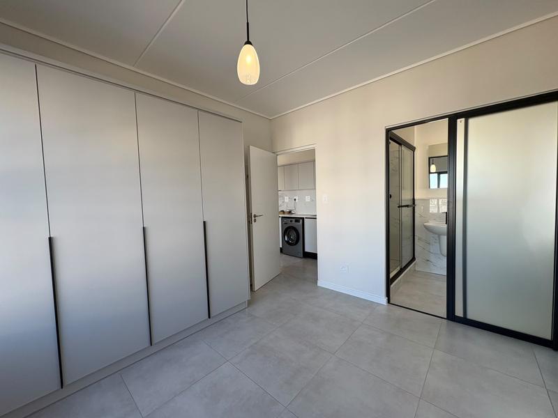 To Let 1 Bedroom Property for Rent in Sandown Western Cape